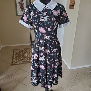Unique Vintage Smak Parlour Babe Revolution floral dress S peter pan collar